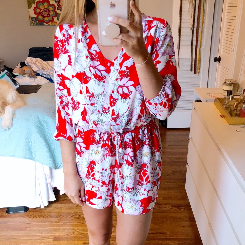 Carolina Belle Red Floral Romper LIKE NEW Size 4